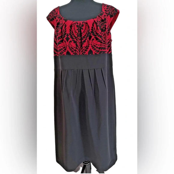 London Times Woman's Red Black Sheath Dress Size 20W Pleated Neck Waist Back Zip - Picture 1 of 10